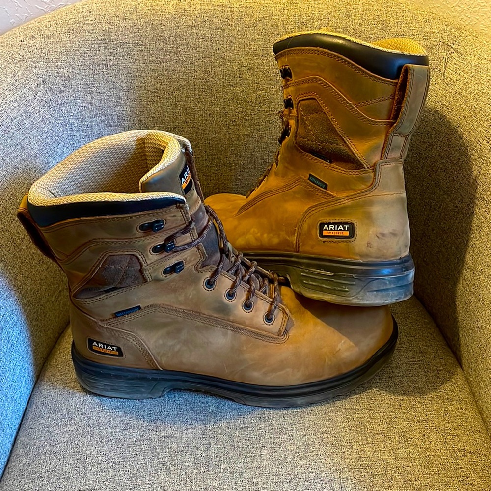 Ariat Men’s Turbo 8” Carbon Toe Work Boot